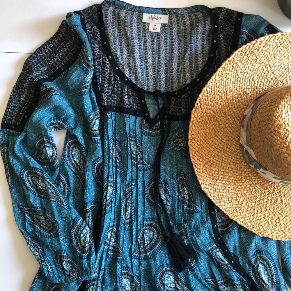 🎄 Style & Co Long sleeved BoHo top with tassels  SZM